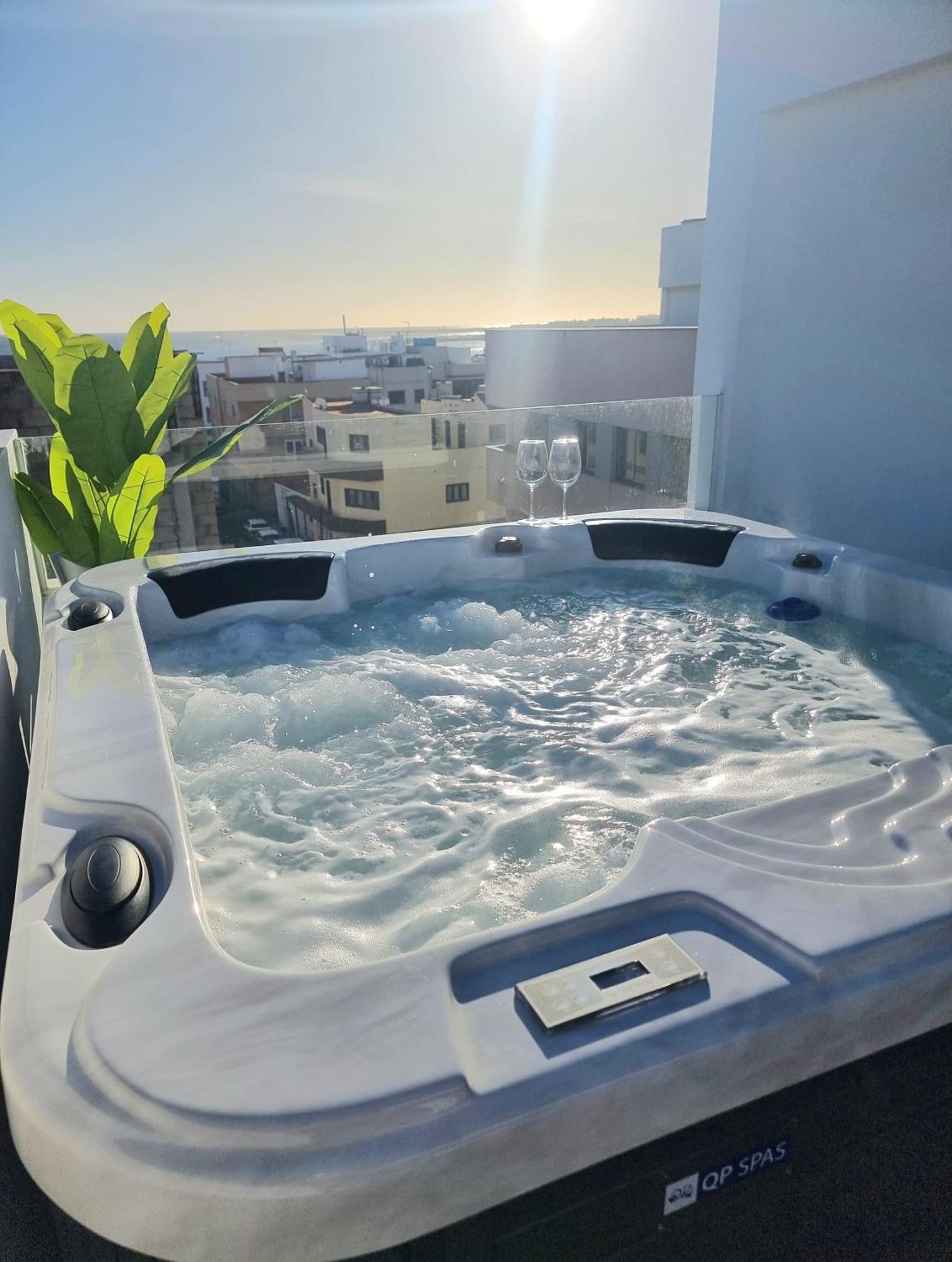 Luxury Penthouse Valentin With Jacuzzi Lejlighed Corralejo Eksteriør billede